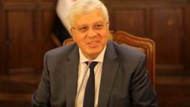 الدكتور أيمن عاشور وزير التعليم العالي والبحث العلمي