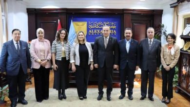 رئيس جامعة الإسكندرية يستقبل قنصل عام تركيا