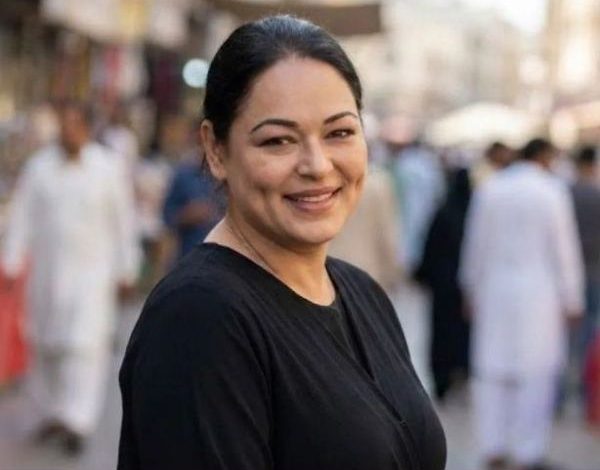 نيفين مندور