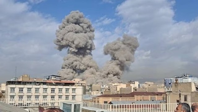 هجوم على السفارة الأمريكية ببغداد