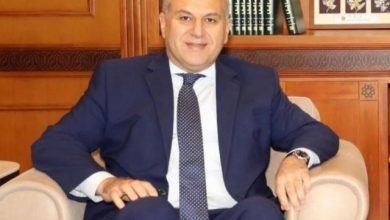 السفير أحمد نهاد عبد اللطيف