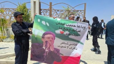 لبنان تودع هاني شاكر بصورة مؤثرة خلال الجنازة